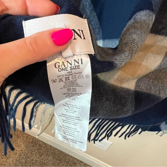 Ganni Fringed Poncho in Navy Check - Picture 6 of 8